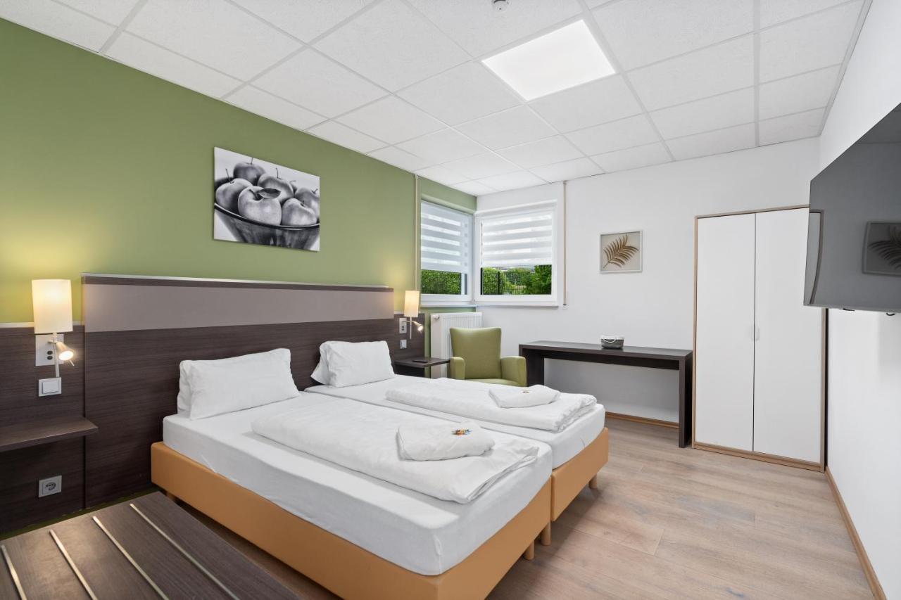 Ferien & Business Apartments Hotel Adler Friedrichshafen Exterior foto